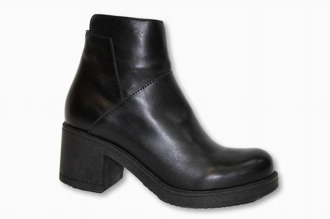 

Женские черные кожаные демисезонные ботильионы VASARI trend Черный 56201 36