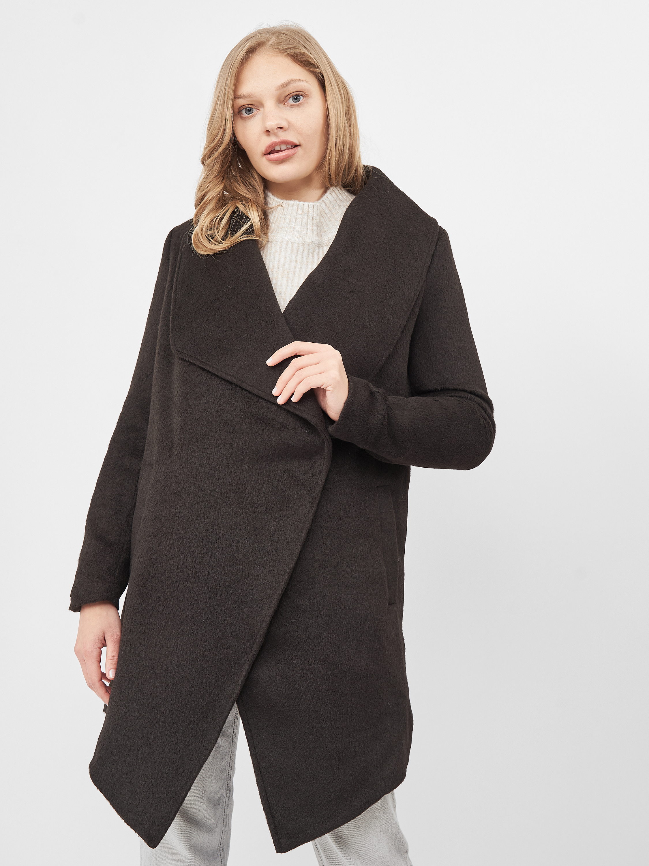 

Дубленка H&M 3009087  Черная, Дубленка H&M 3009087 38 Черная