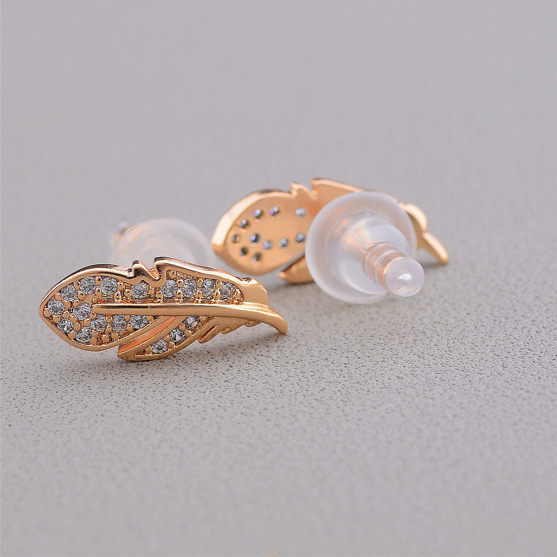 

Серьги 'XUPING' Фианит (позолота 18к) 097148