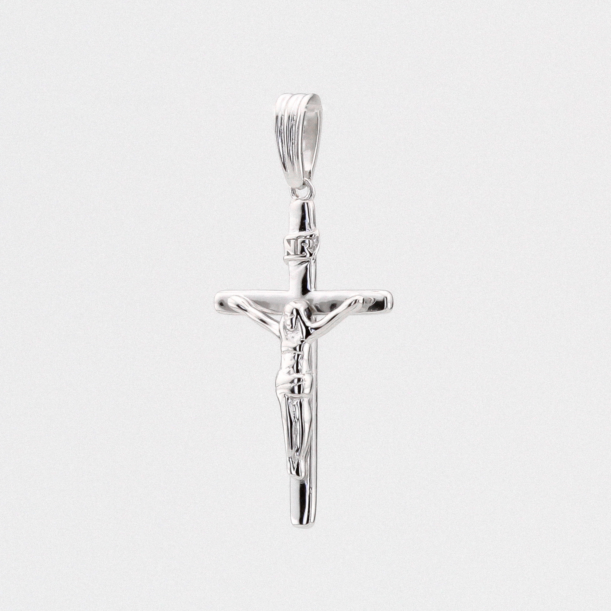 

Серебряный крестик с распятием P13605 Диамант