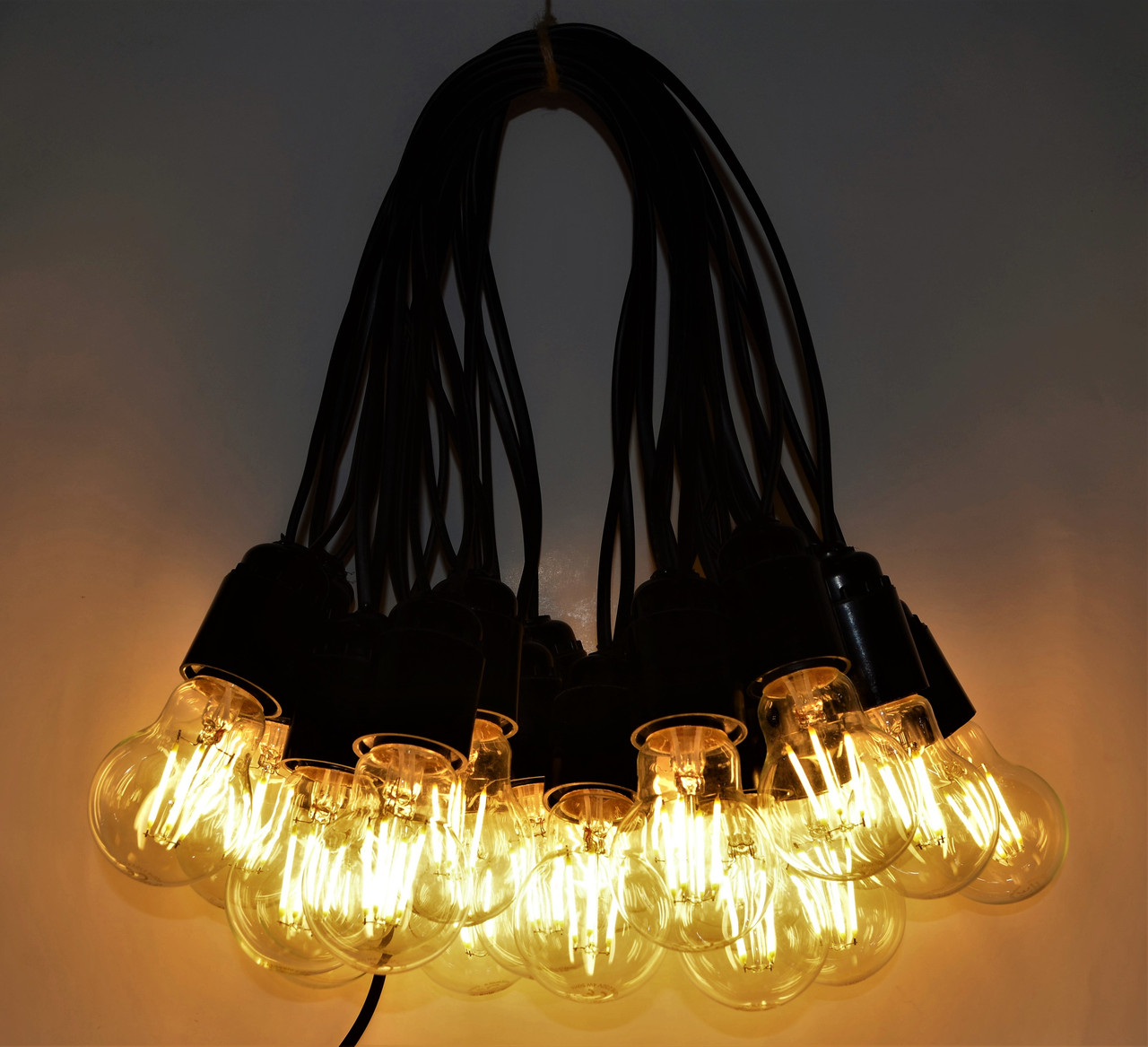 

Вулична гірлянда Venus Light 10 метрів 21 філаментна LED лампа 4Вт