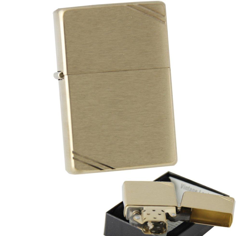 

Зажигалка бензиновая Zippo 240 BRUSHED BRASS (Латунь).