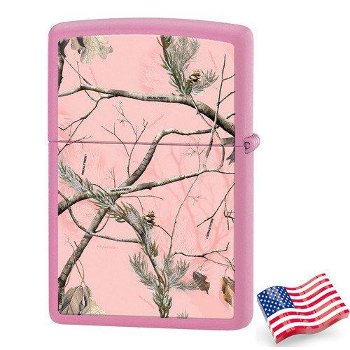 

Зажигалка Zippo 28078 (шт.) REALTREE PINK (Высокое разрешение)