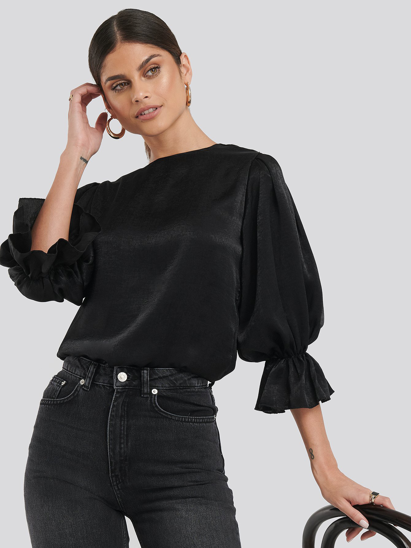 

Блузка NA-KD 1100-002116-0002 38 Черная