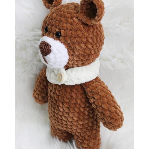 

Вязанная игрушка Медвежонок Тиша J B Knitting мягкая Hand Made 20 см