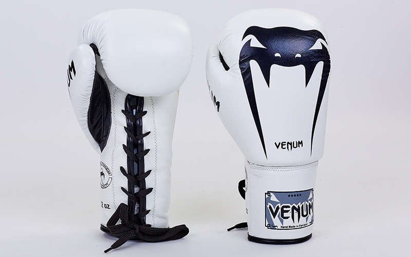 

Перчатки боксерские кожаные на шнурке Venum VL-5786-W вес 12oz Белый