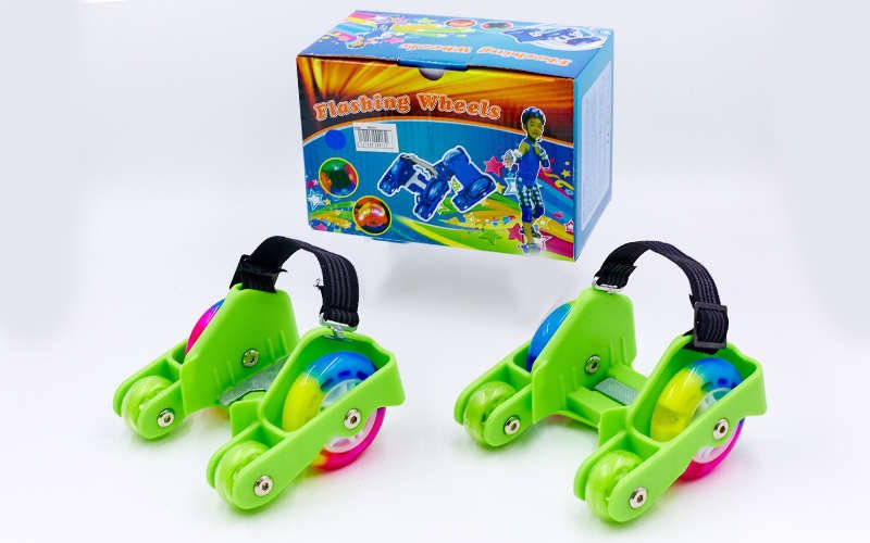 

Роликовые коньки на пятку светящиеся Flashing Wheel SK-6376-2 зеленый