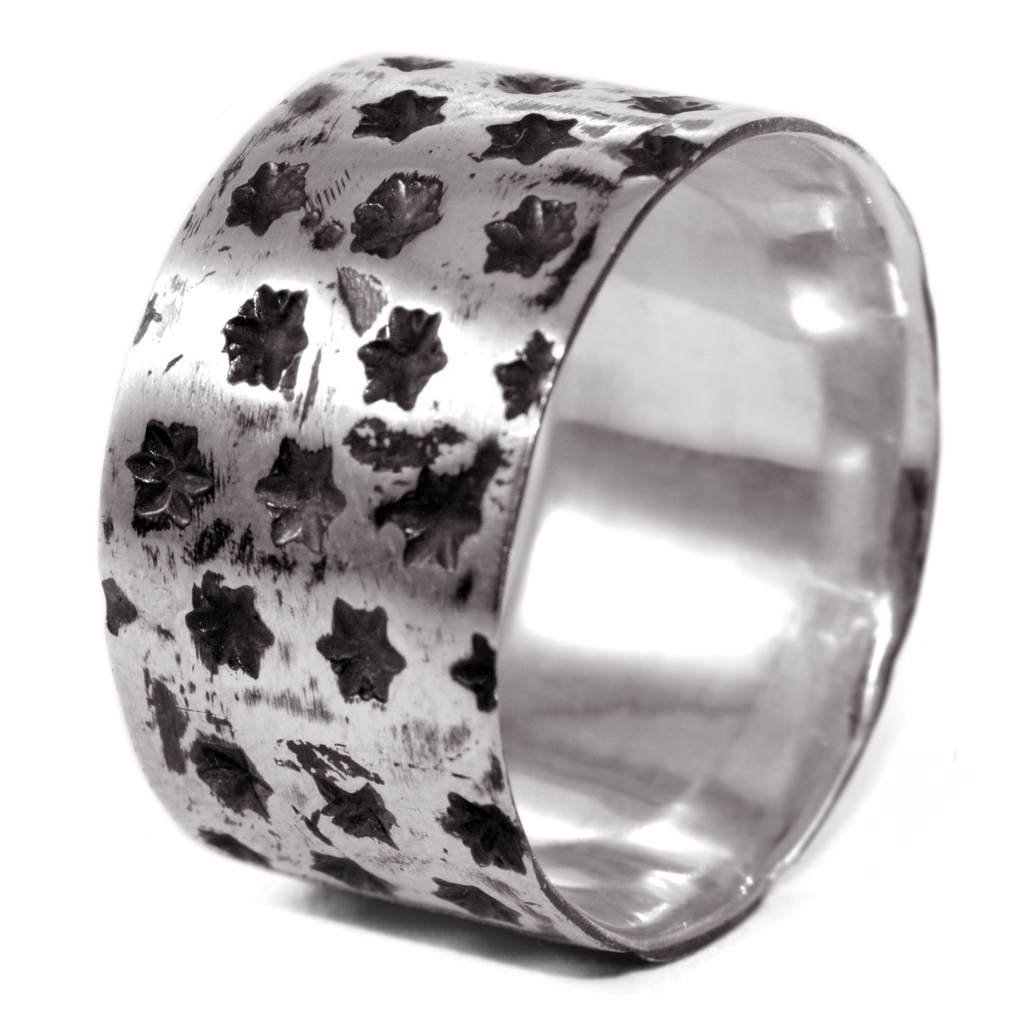 

Серебряное кольцо перстень EJ Fatum 15.5 EJK013