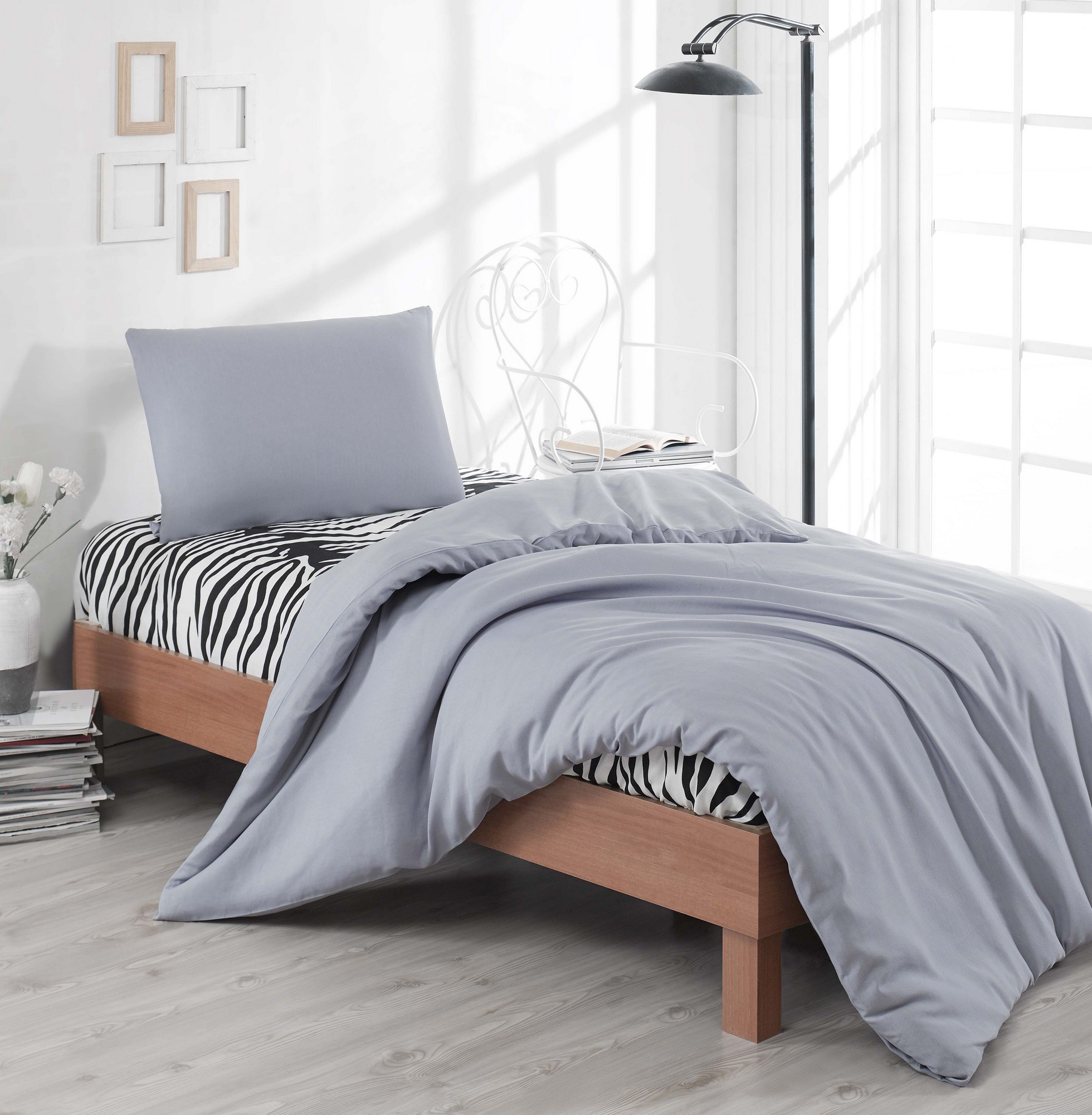 

Комплект постельного белья EnLora Home Серый