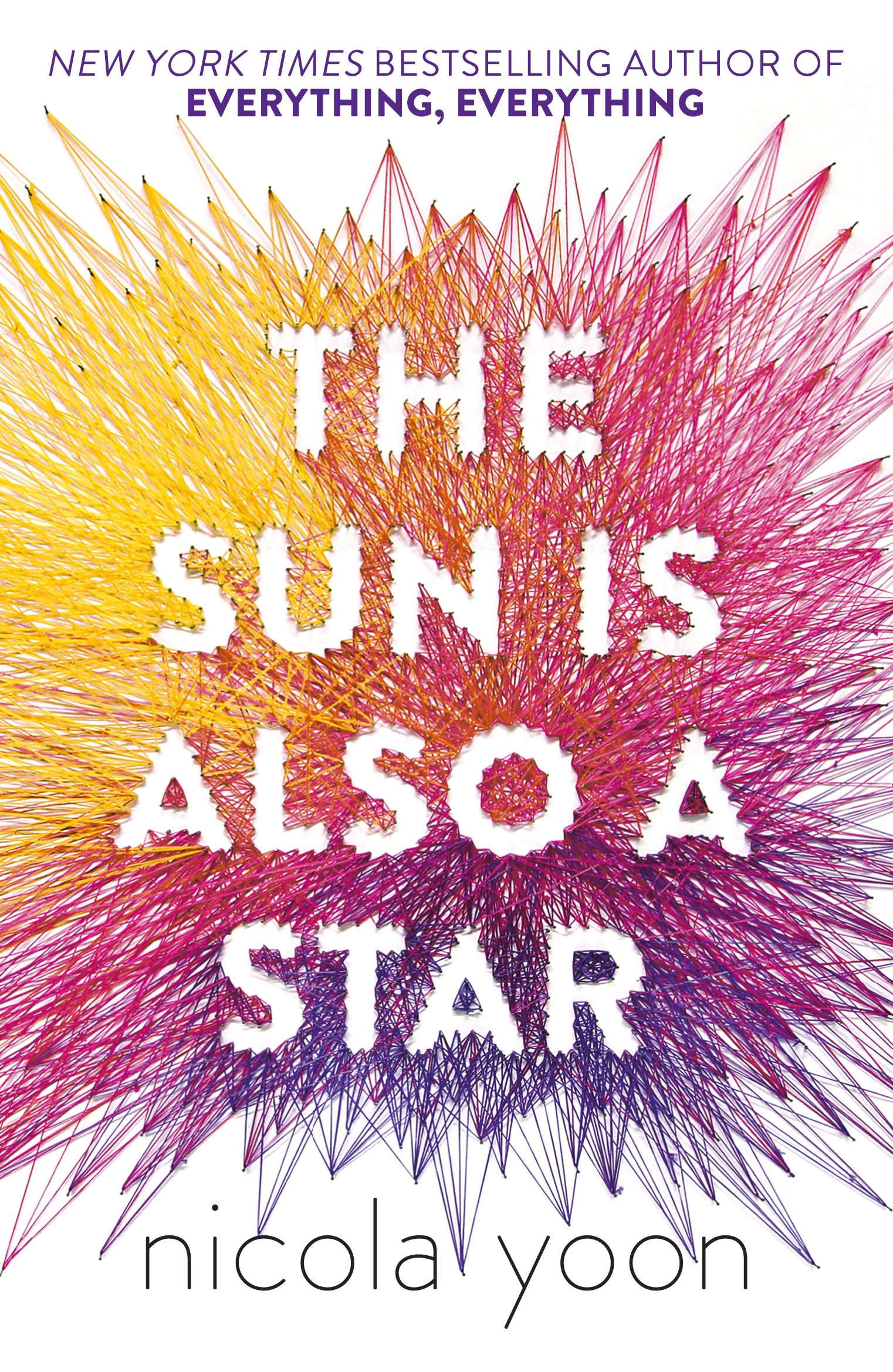 

Книга на английском языке The Sun is also a Star от автора Nicola Yoon и издательства Penguin Books из Великобритании