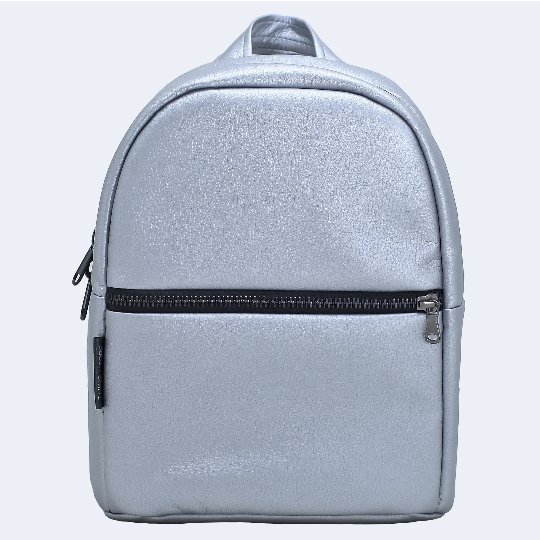 

Рюкзак Twillingar Butik кожаный small серебряный Р58
