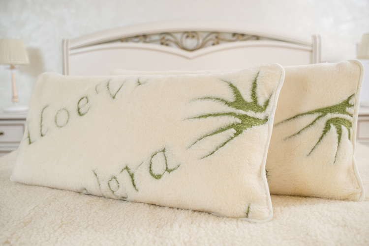 

Подушка ортопедическая Wollwelt Merino Aloe Vera Merinovelors 40х70 см Белый