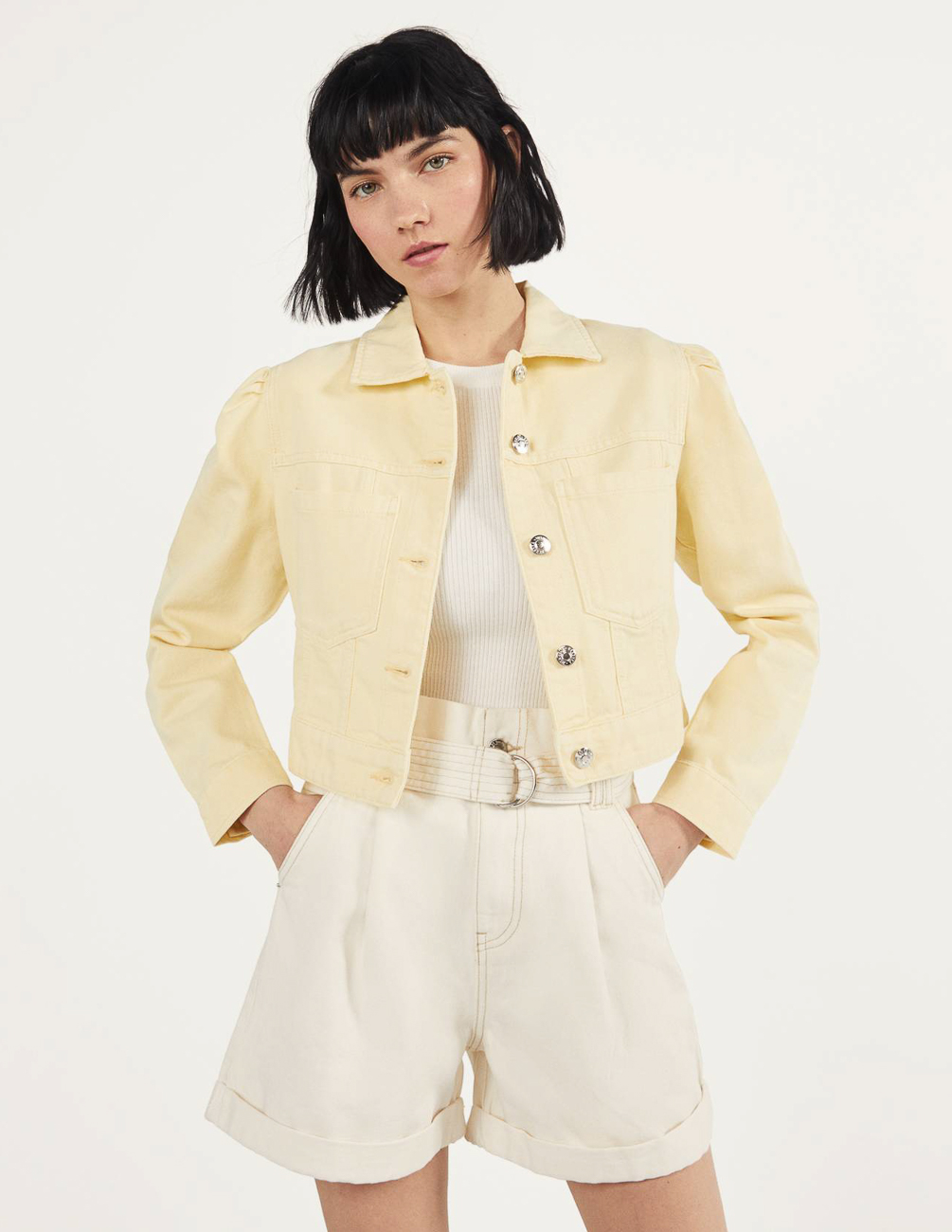

Джинсовка Bershka Ж1055435 (1163/019/321) цвет желтый XS