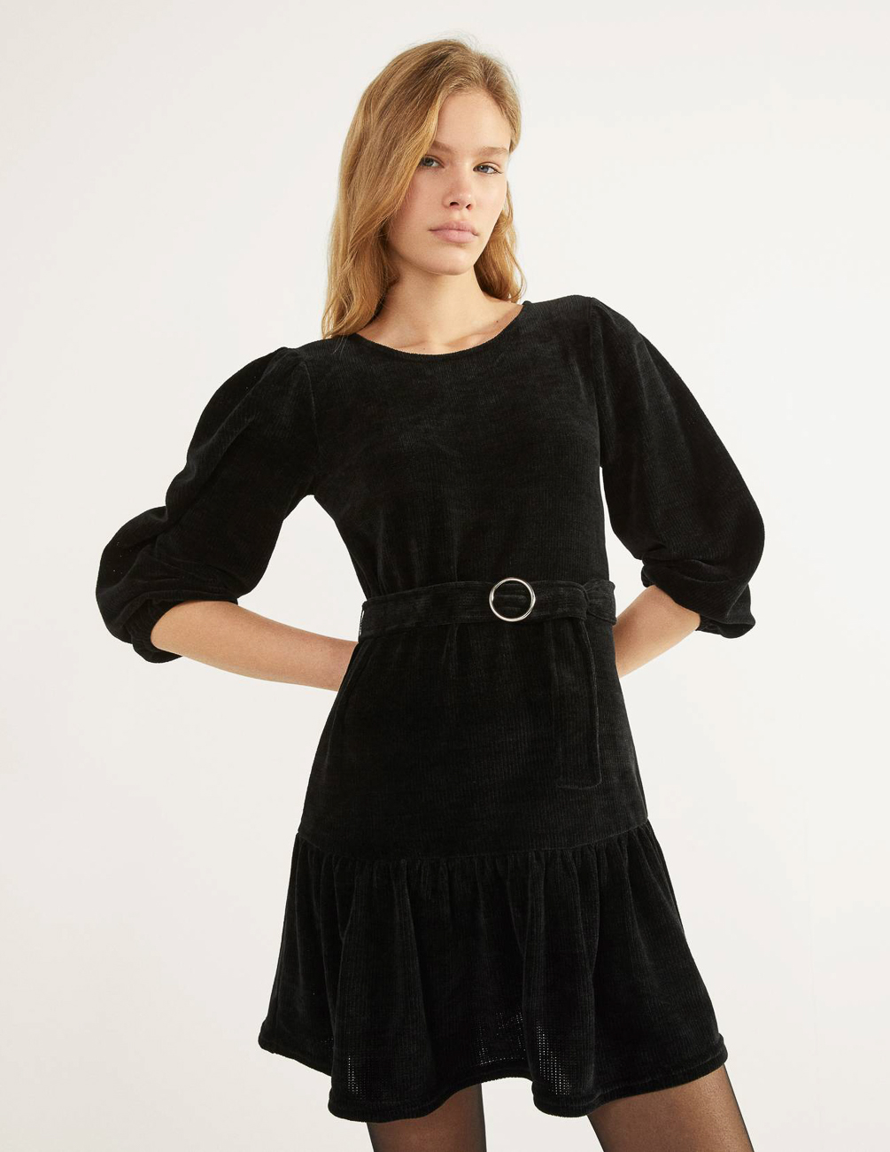 

Платье Bershka Ж1055232 (0382/405/800) цвет черный S