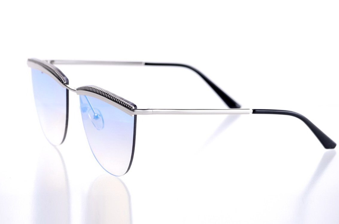 

Женские солнцезащитные очки GlasseS с поляризацией, цвет линзы голубой, цвет оправы серебряный