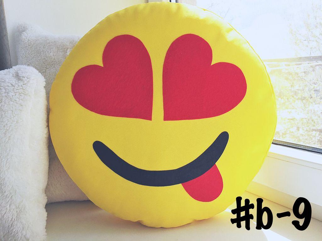 

Большая подушка-смайлик Emoji Nation #b-9 Влюбленный озорник Smile 40 см (smile-b9)