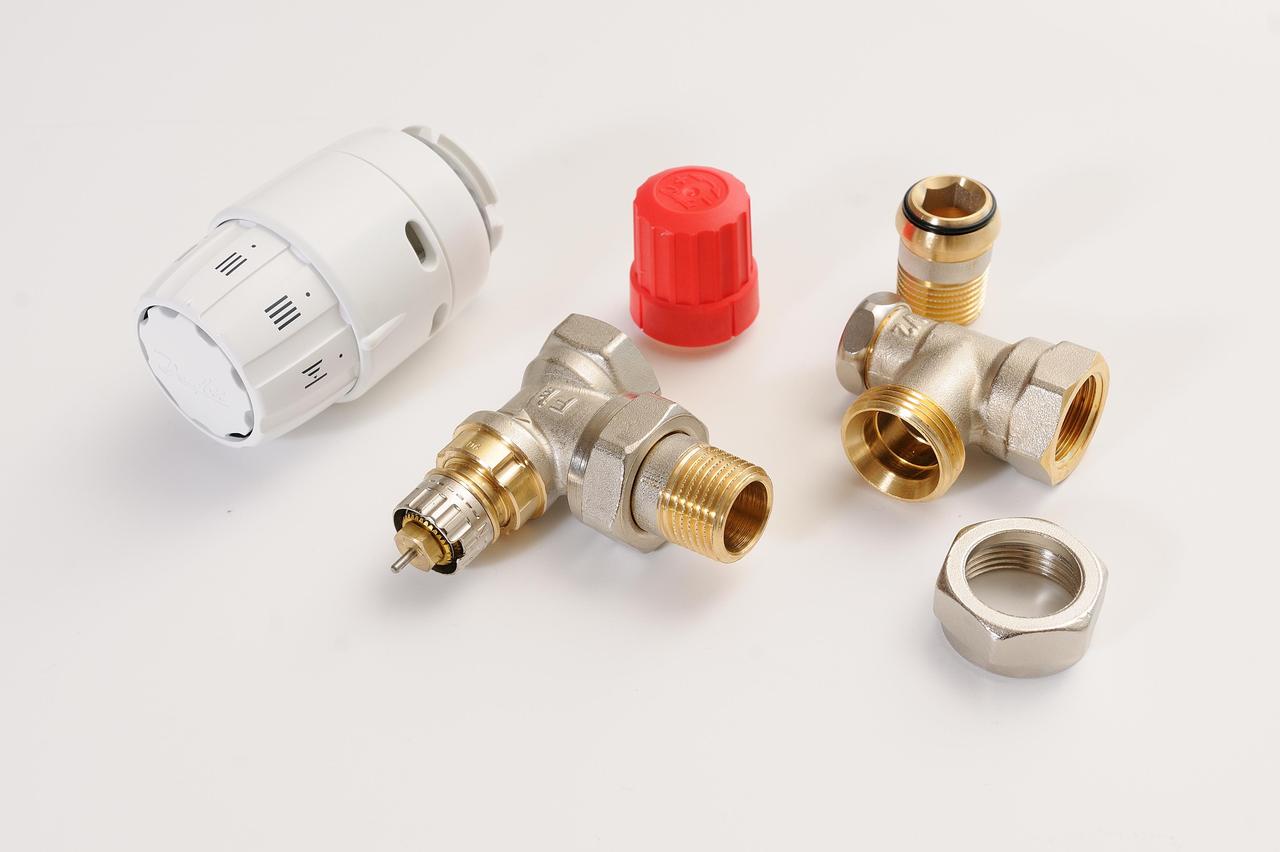 

Комплект термостатический Danfoss RAS-C2 + RA-N + RLV-S 1/2", угловой (JN63013G2219)