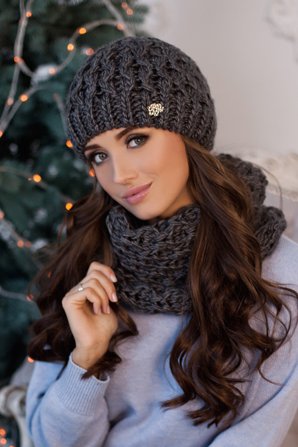 

Комплект «Эустома» (шапка и шарф-хомут) Braxton 25040004 56-59 см темно-серый 4604-7 56-59