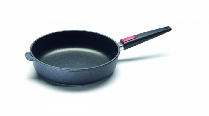 

Сотейник WOLL Nowo Titanium (28 см)