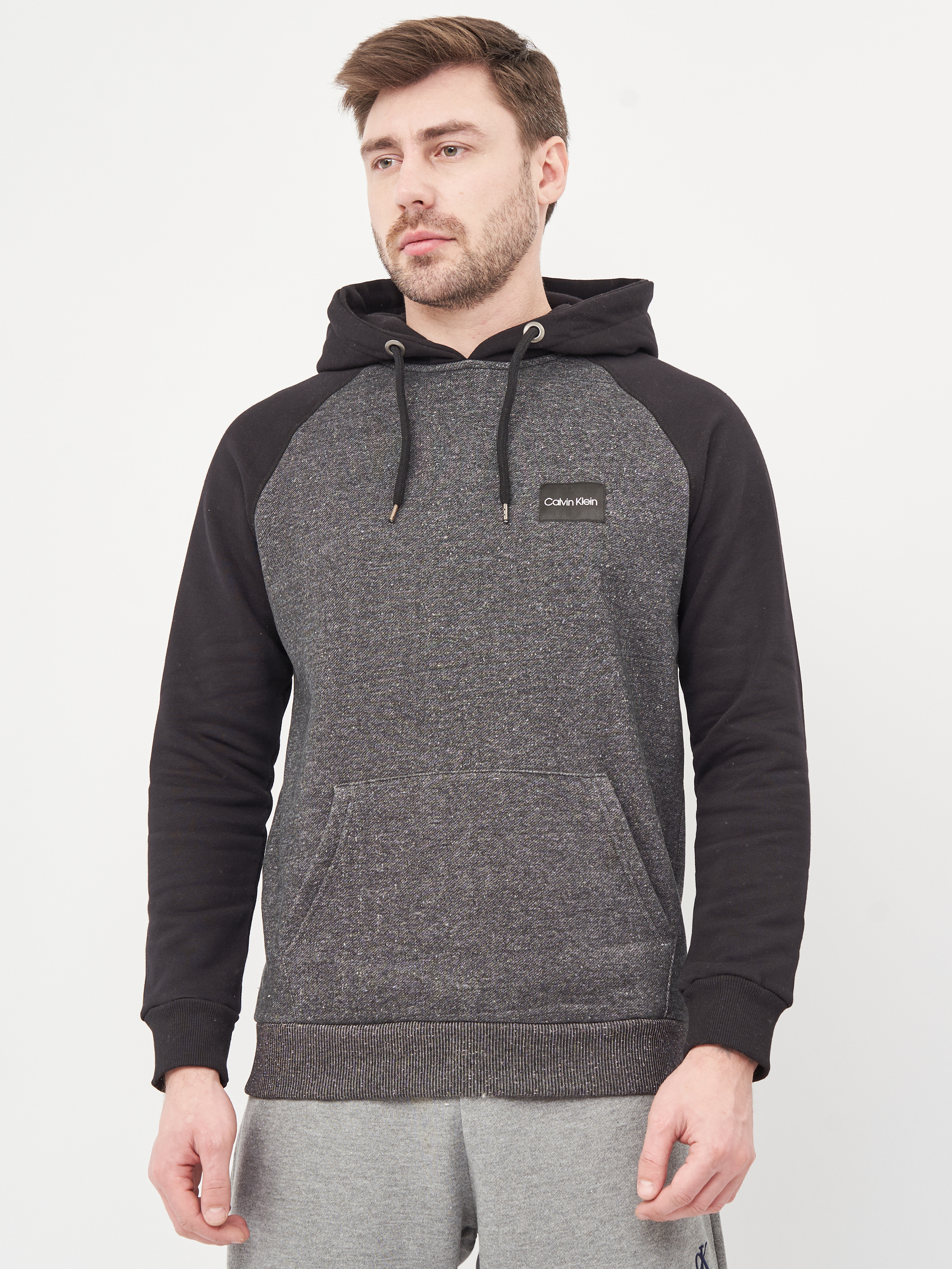 

Худи Calvin Klein Jeans 10471  Темно-серое, Худи Calvin Klein Jeans 10471 XL Темно-серое