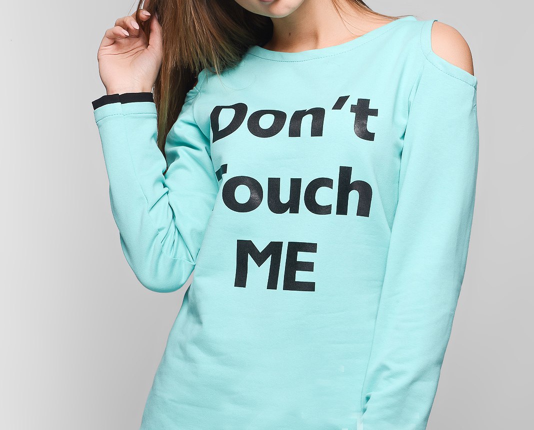 

Fashions • Свитшот Don't touch me Fashions S голубой (№9035тк)