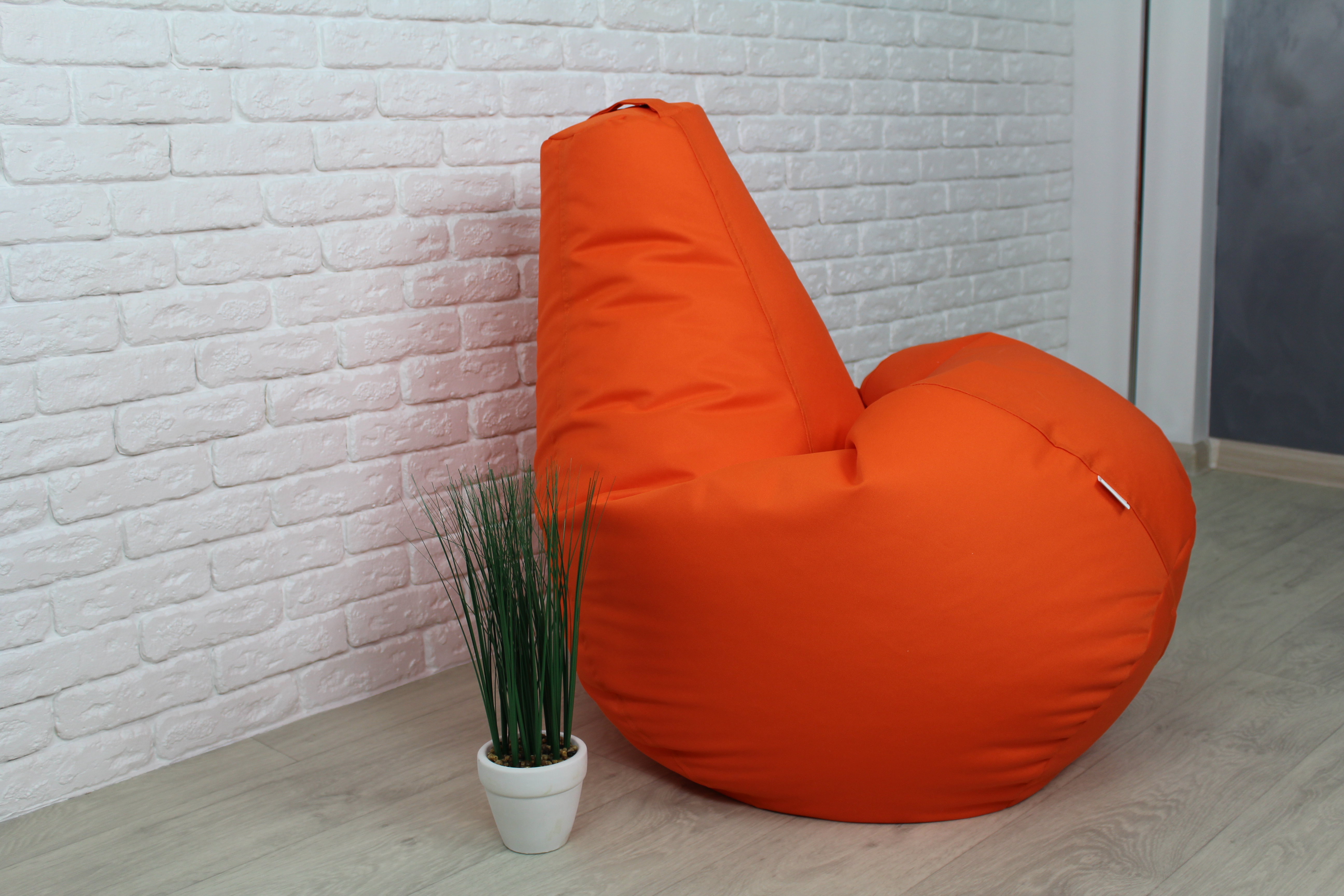 

Кресло-мешок Frameless Furniture Груша XXL 110x150 Оксфорд 600 Оранжевое -157 (BM-1171)