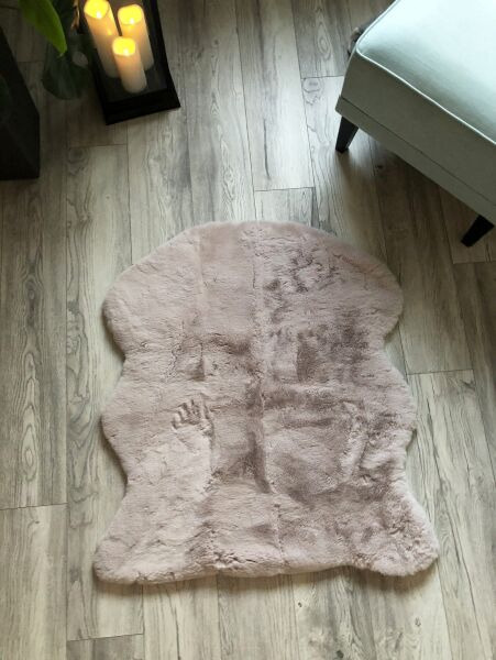 

Килимок Тю-Тю! Faux Fur Carpet зі штучного хутра песця 90 см на 100 см перлинного кольору