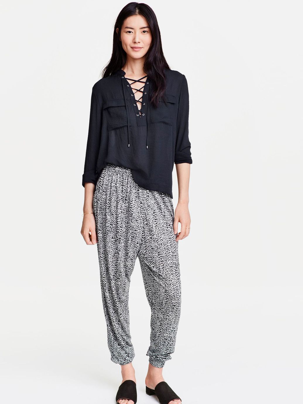 

Брюки H&M 0186372  Белые с черным, Брюки H&M 0186372 XS Белые с черным