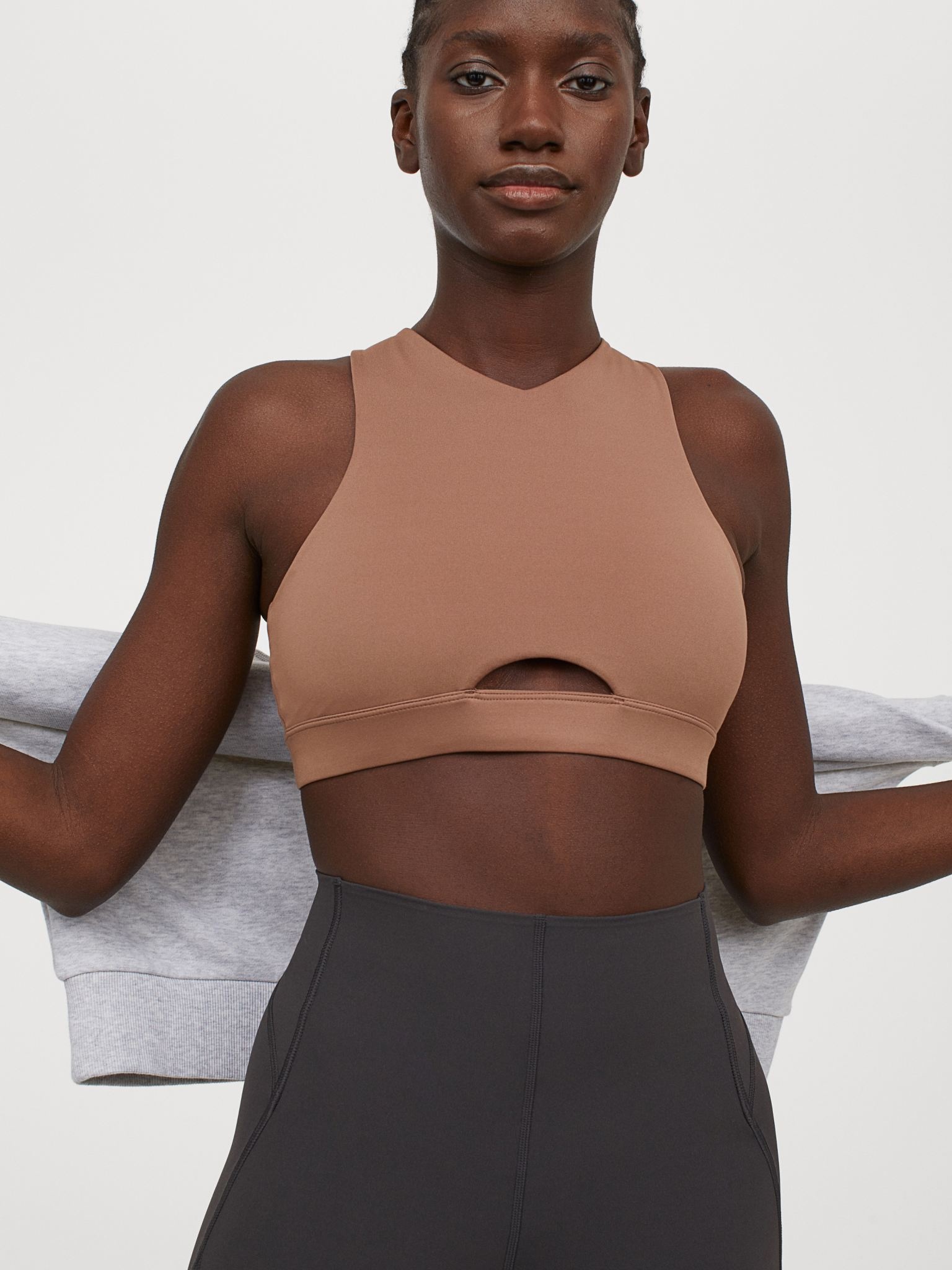 

Спортивный топ H&M 060851370 S Светло-коричневый