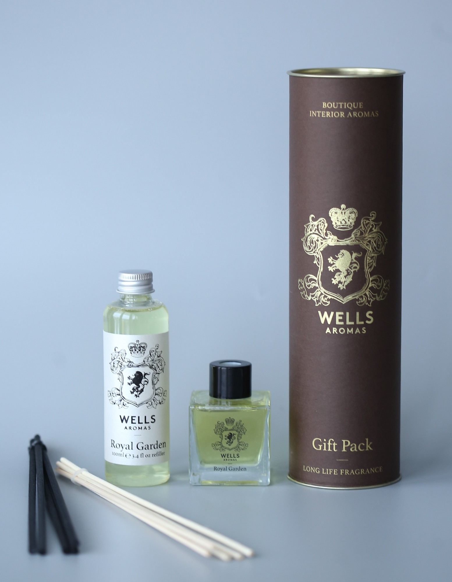

Подарочный сэт для ароматизации Wells Aromas Royal Garden 50 мл аромадиффузор + 100 мл рефиллер