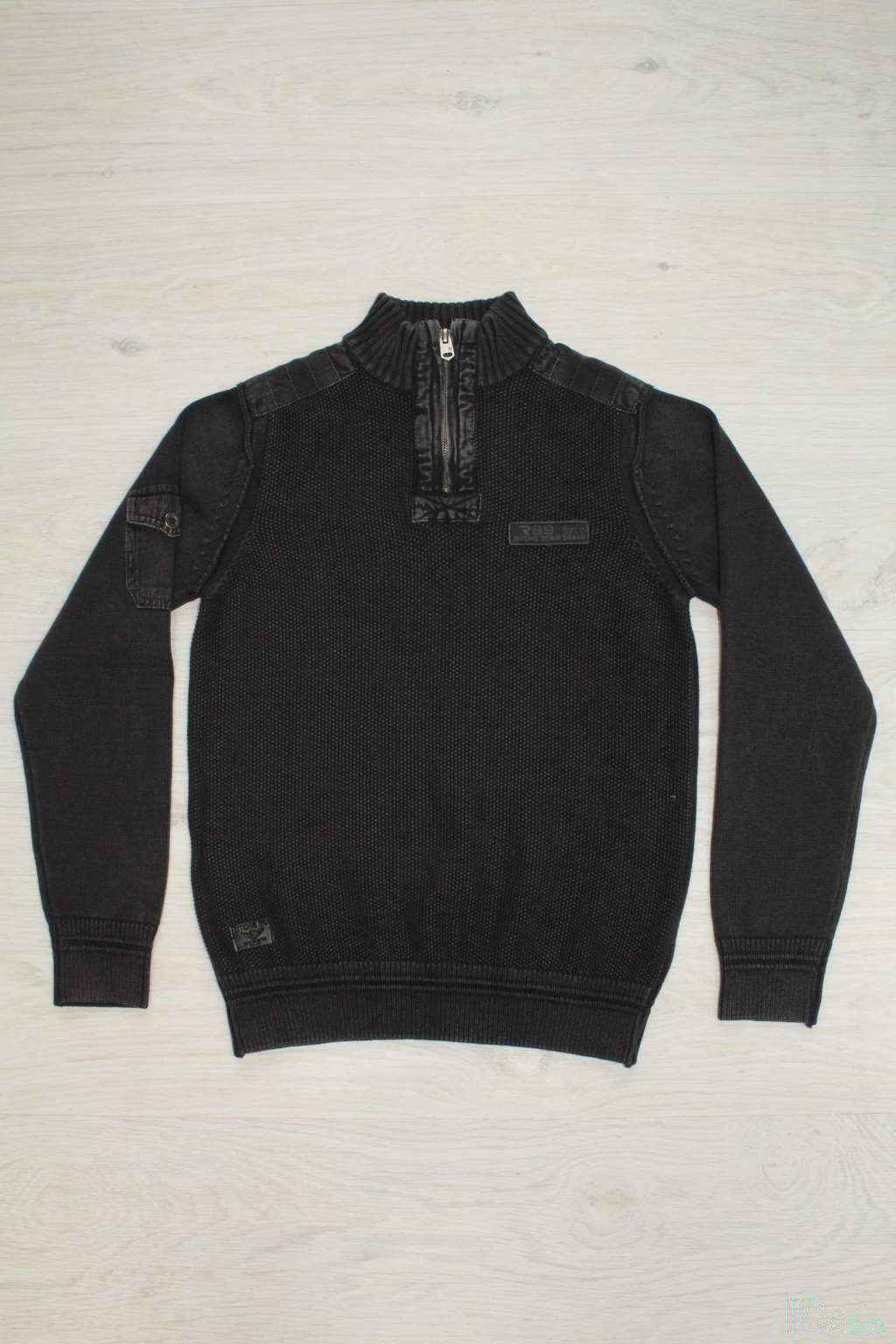 

Свитер Ritchie 164 см Черный