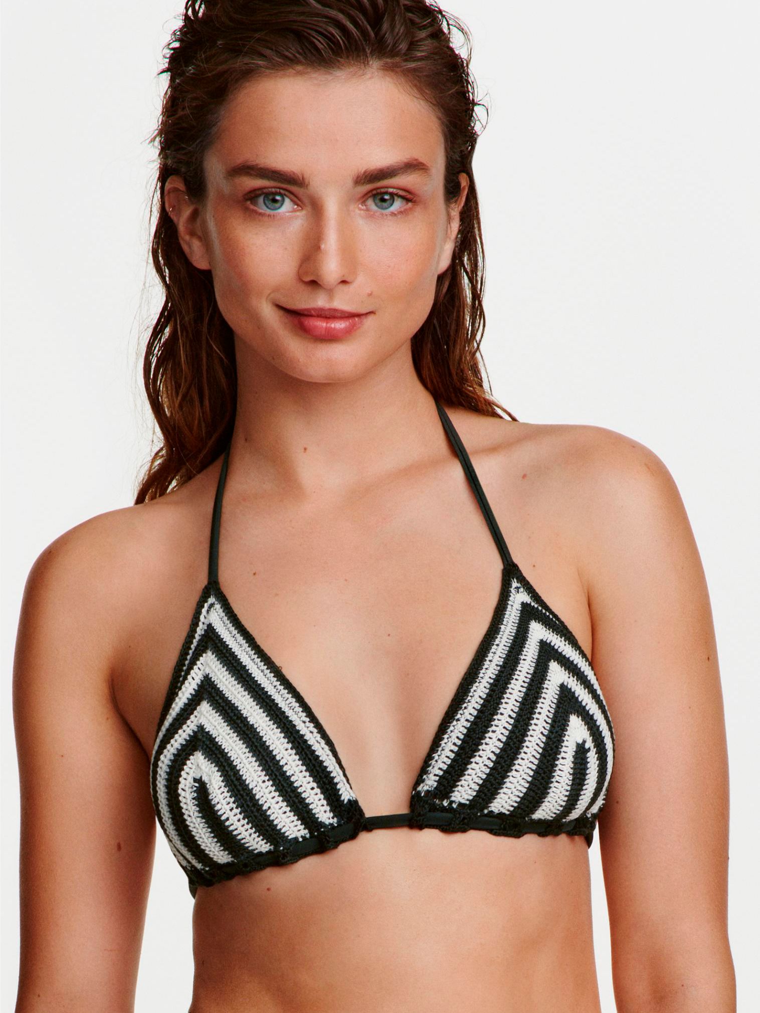 

Верхняя часть купальника H&M 0396687 S Черная