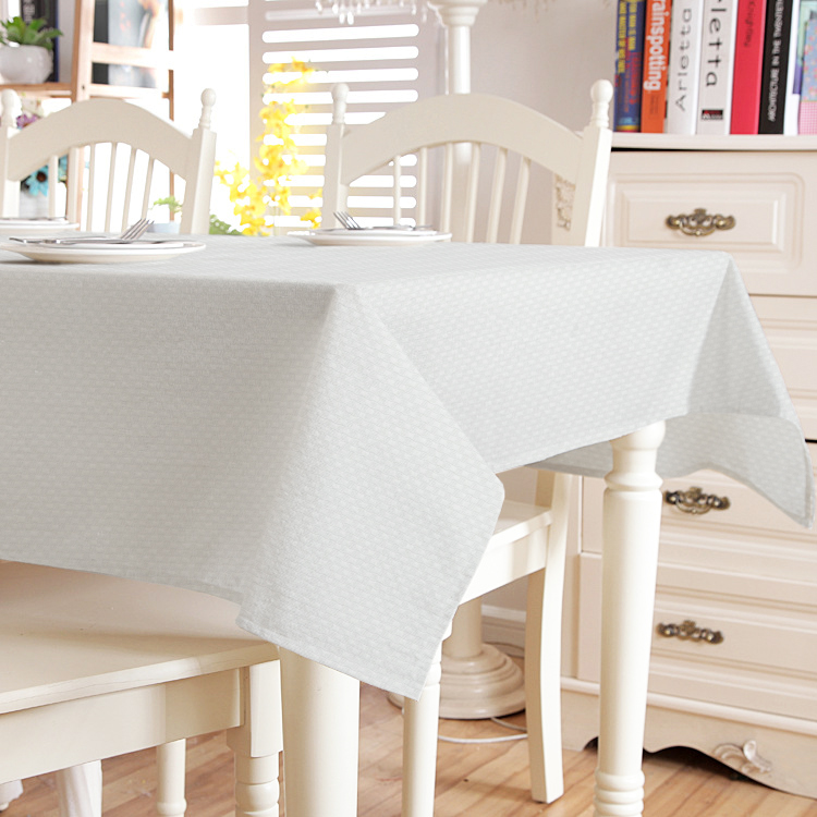 

Скатерть 6864 Time Textile 140x140 см Молочный