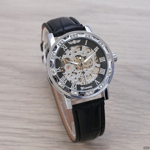 

Часы наручные мужские Winner 3,9 см