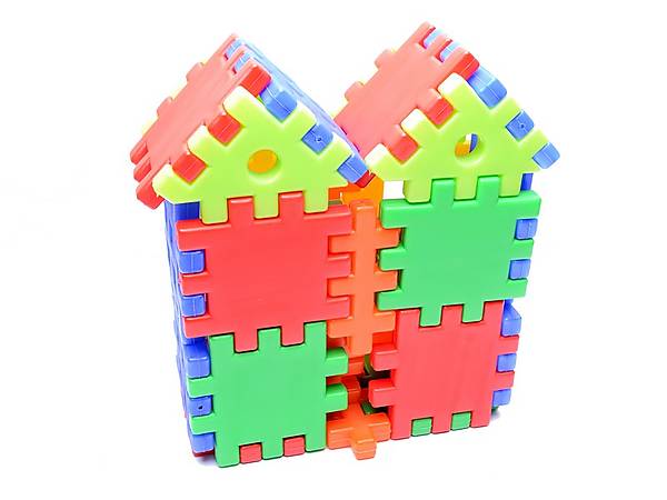 

Конструктор-пазл «Дом Белоснежки» Toys plast (0021)