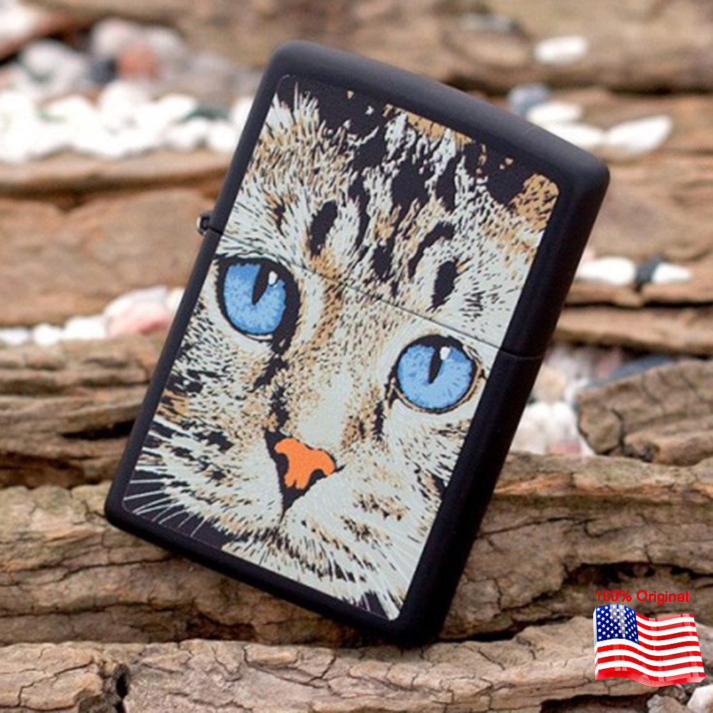 

Зажигалка Zippo 28040 Blue Eyed Cat черная 28040