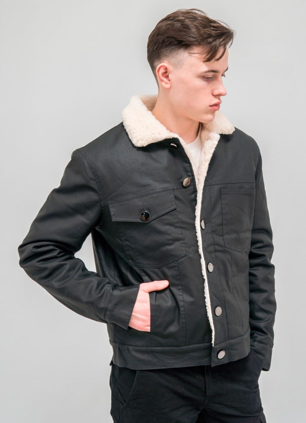 

Джинсовая куртка DASTI Denim на овчине черная XS