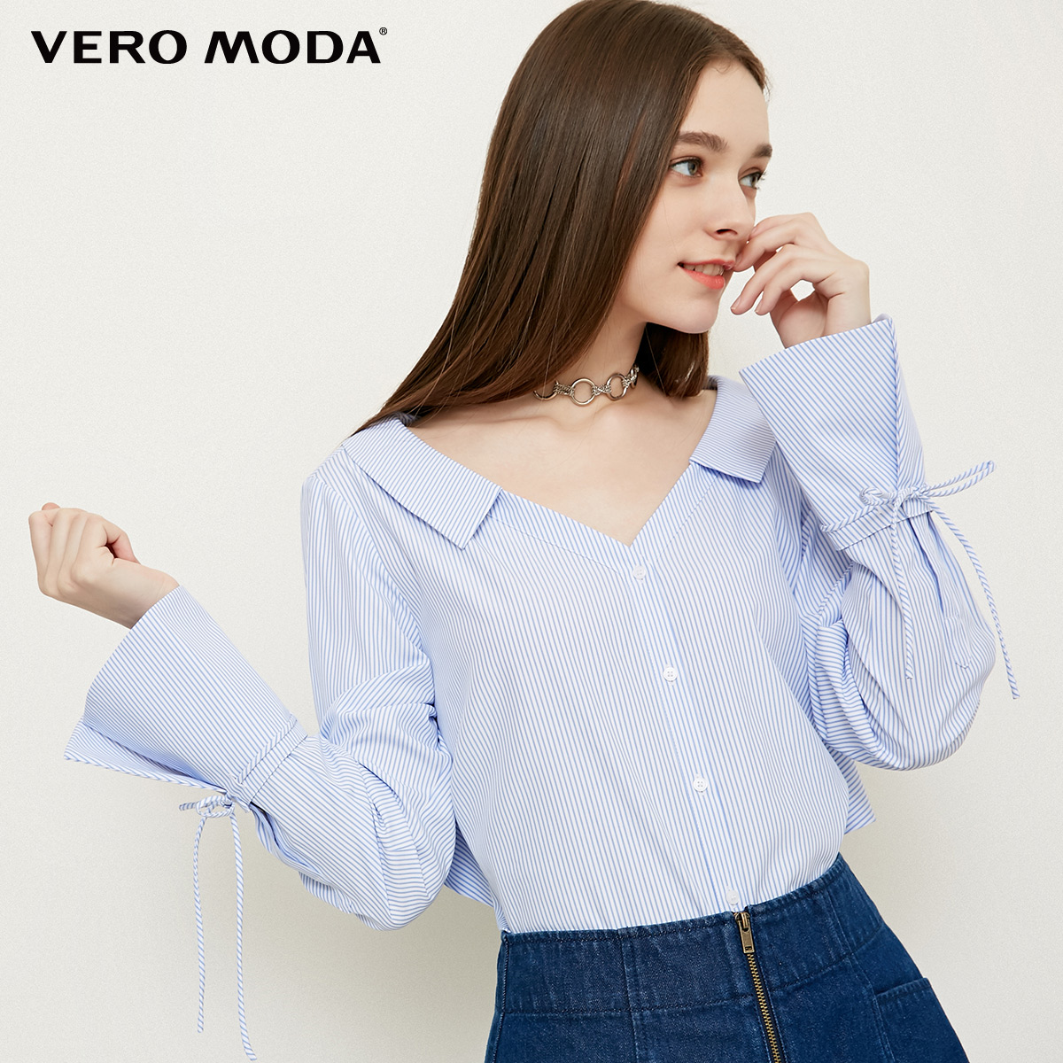 

Блуза Vero Moda 318205533S93 L білий з синім