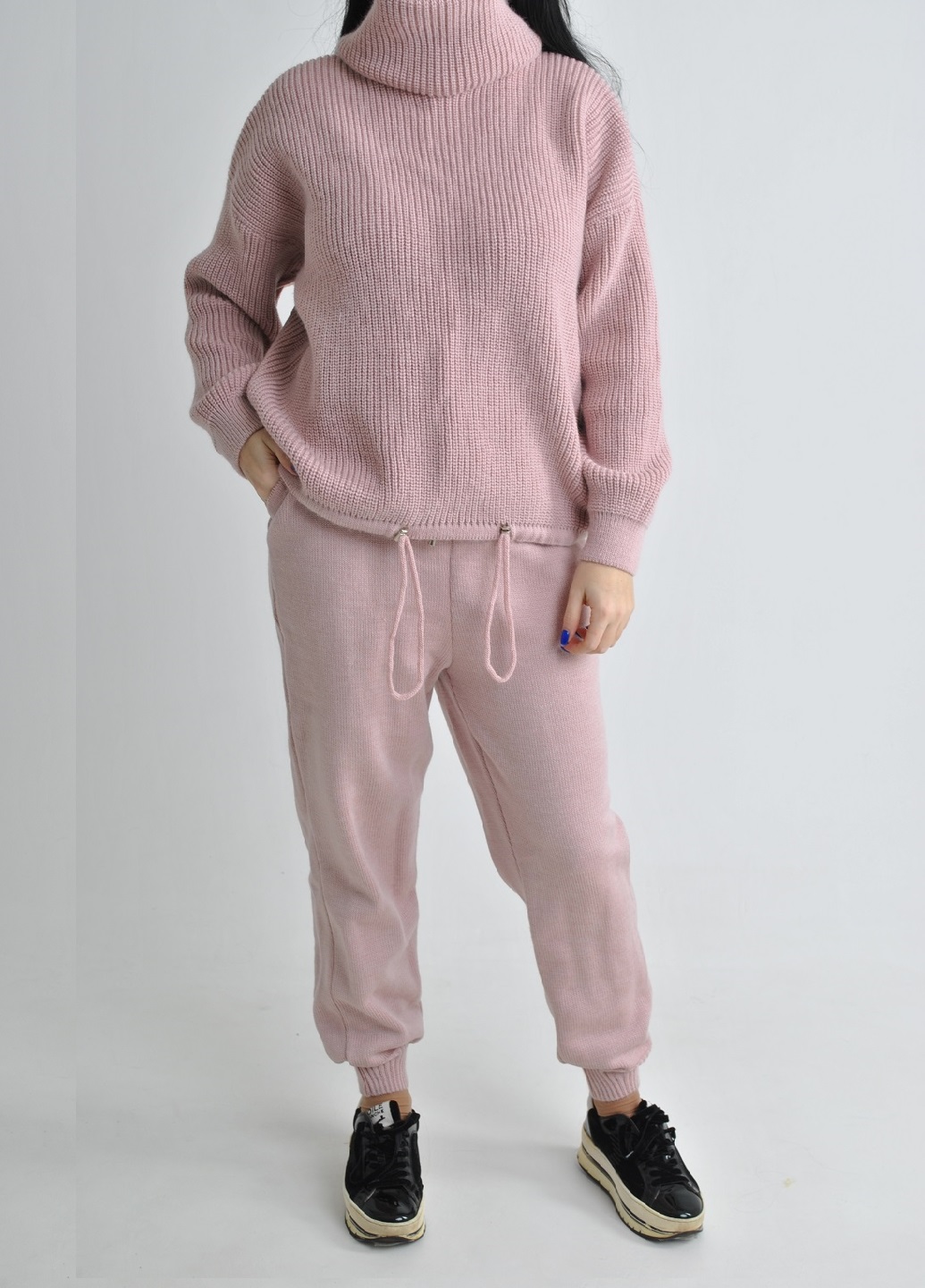 

Базовый вязаный костюм в пудровом цвете,2XL