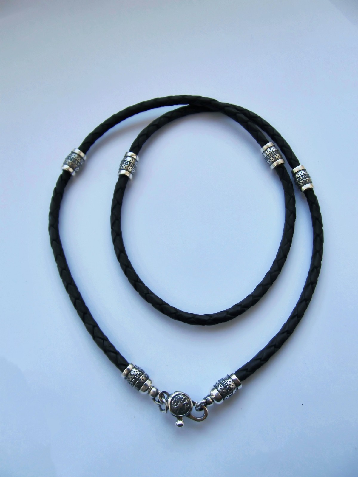 

Шнур кожаный с серебряным замком SilverArtisan 2.2152 55 размер