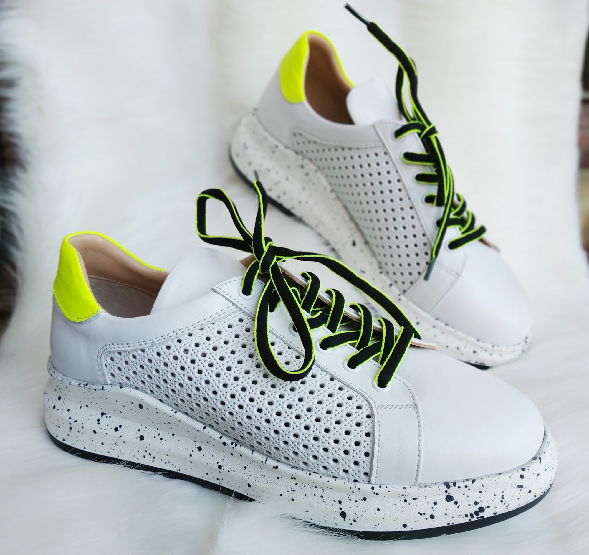 

Кеды Sherlock Soon 52-1656-72 бел 37