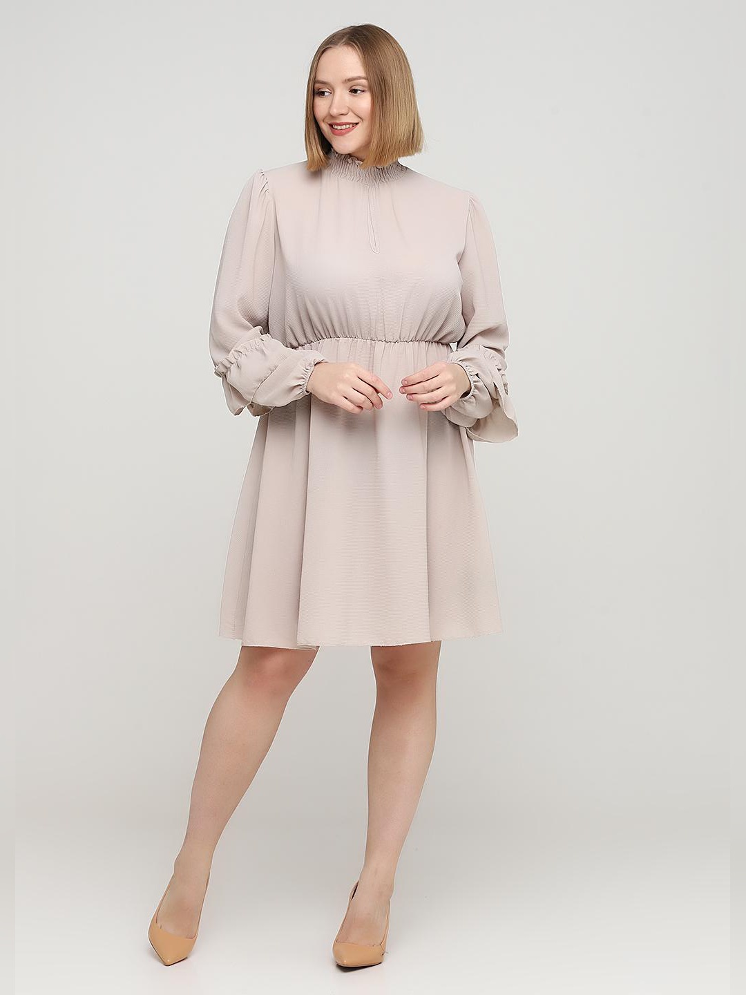 

Платье Boohoo kzz31441s51 44 Бежевое