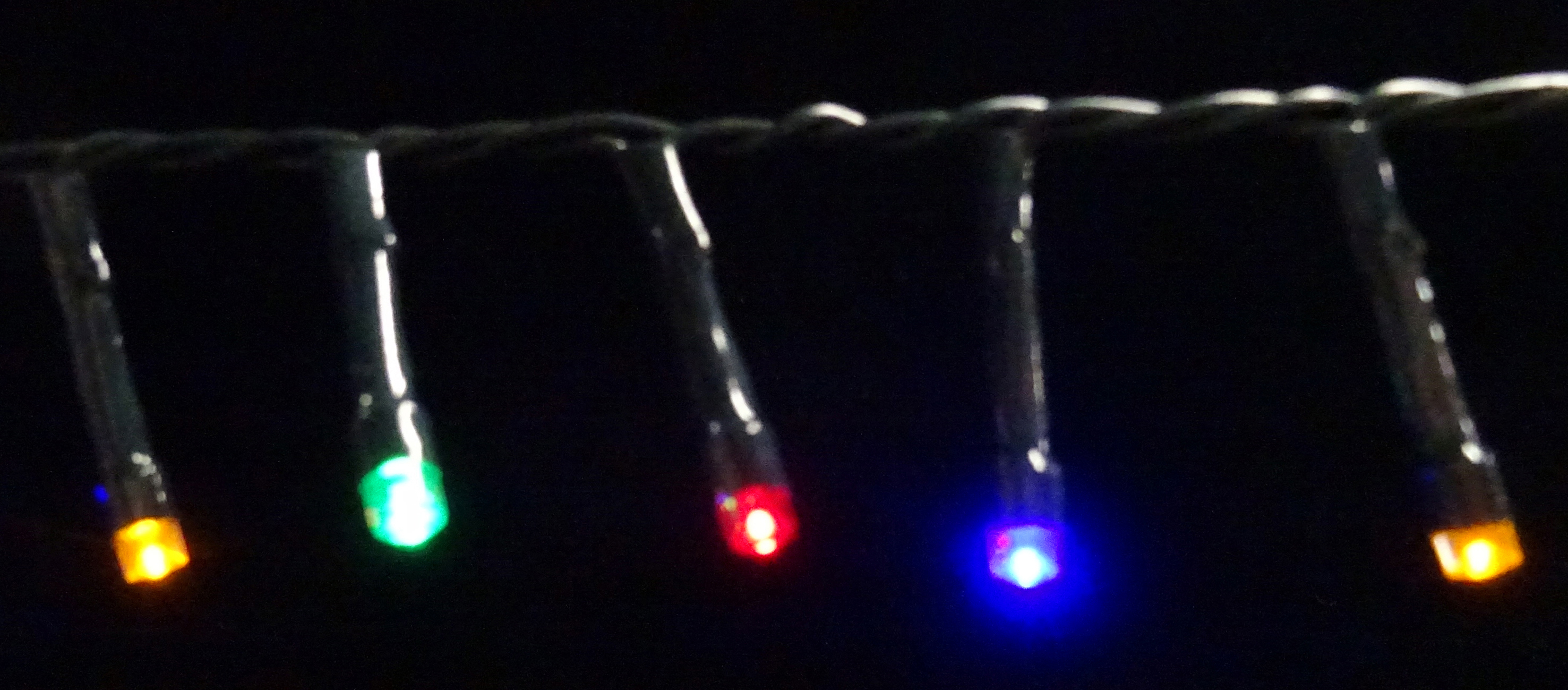 

Светодиодная гирлянда Luca Lighting Змейка 36.3 м (8718861331042)