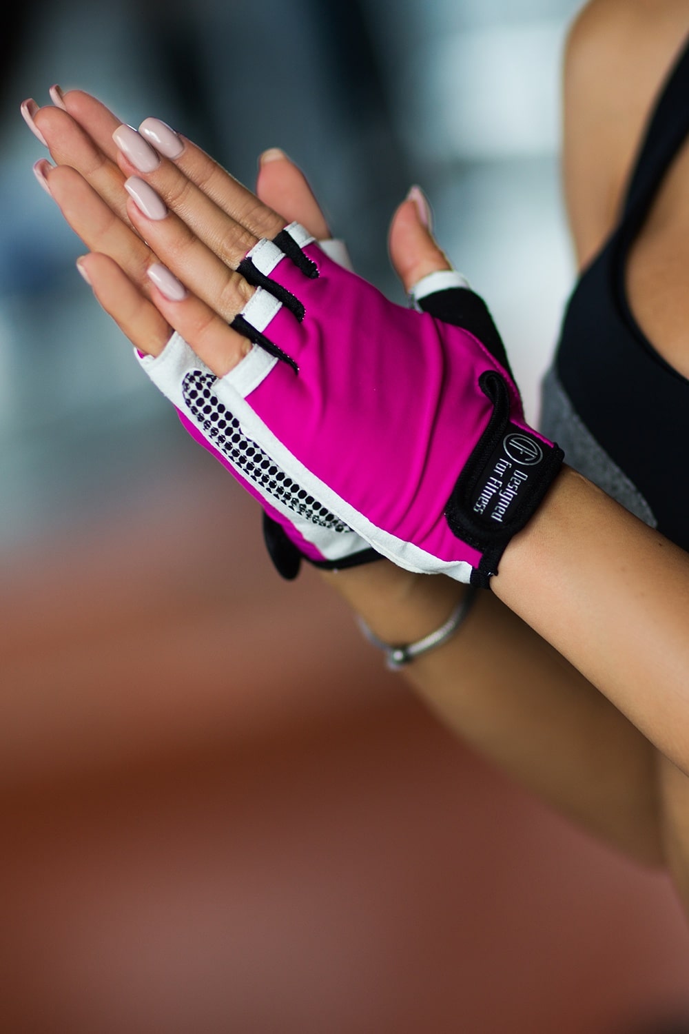 

Перчатки для фитнеса женские DF101PP Designed For Fitness M (od00027509) Бело-малиновый