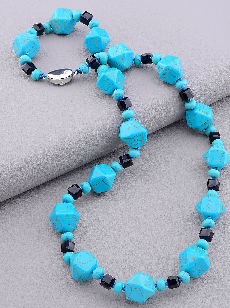 

Бусы из бирюзы и чешского хрусталя Sunstones 51 см. 075327