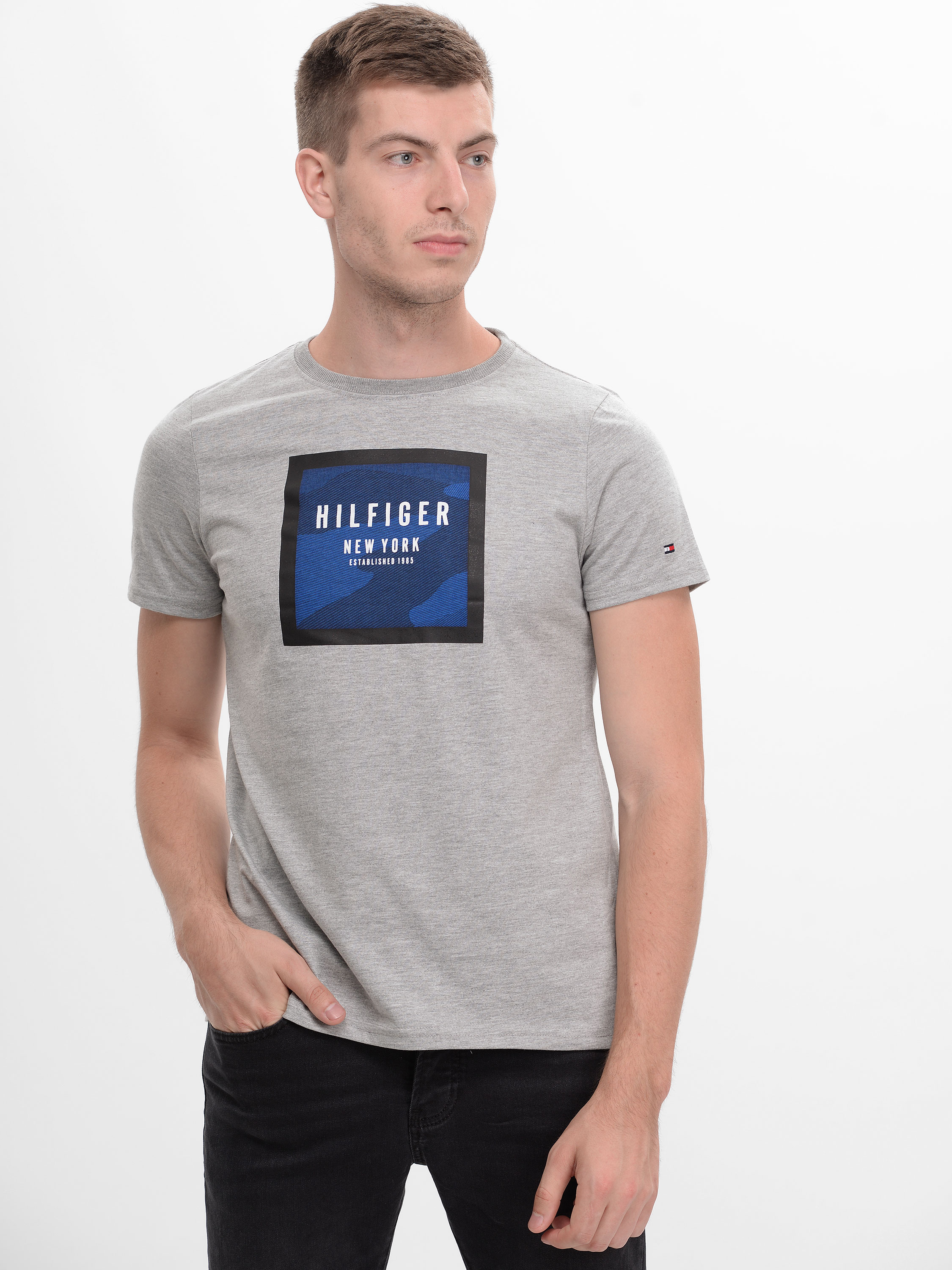 

Футболка Tommy Hilfiger 9040.2 L (48) Серая