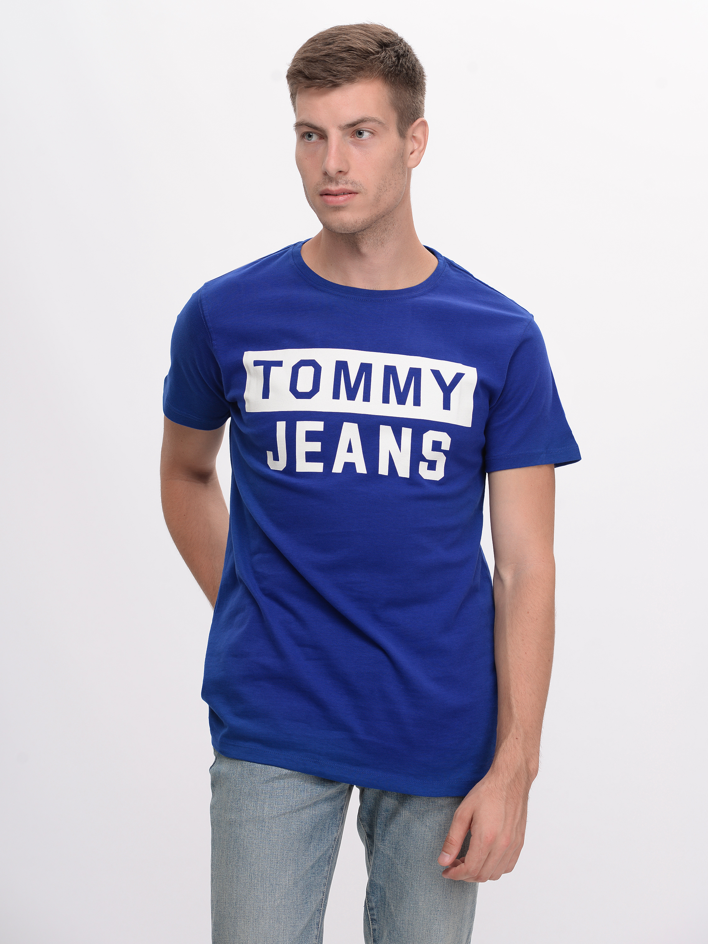 Акція на Футболка Tommy Jeans 9626.3 S (44) Електрик від Rozetka