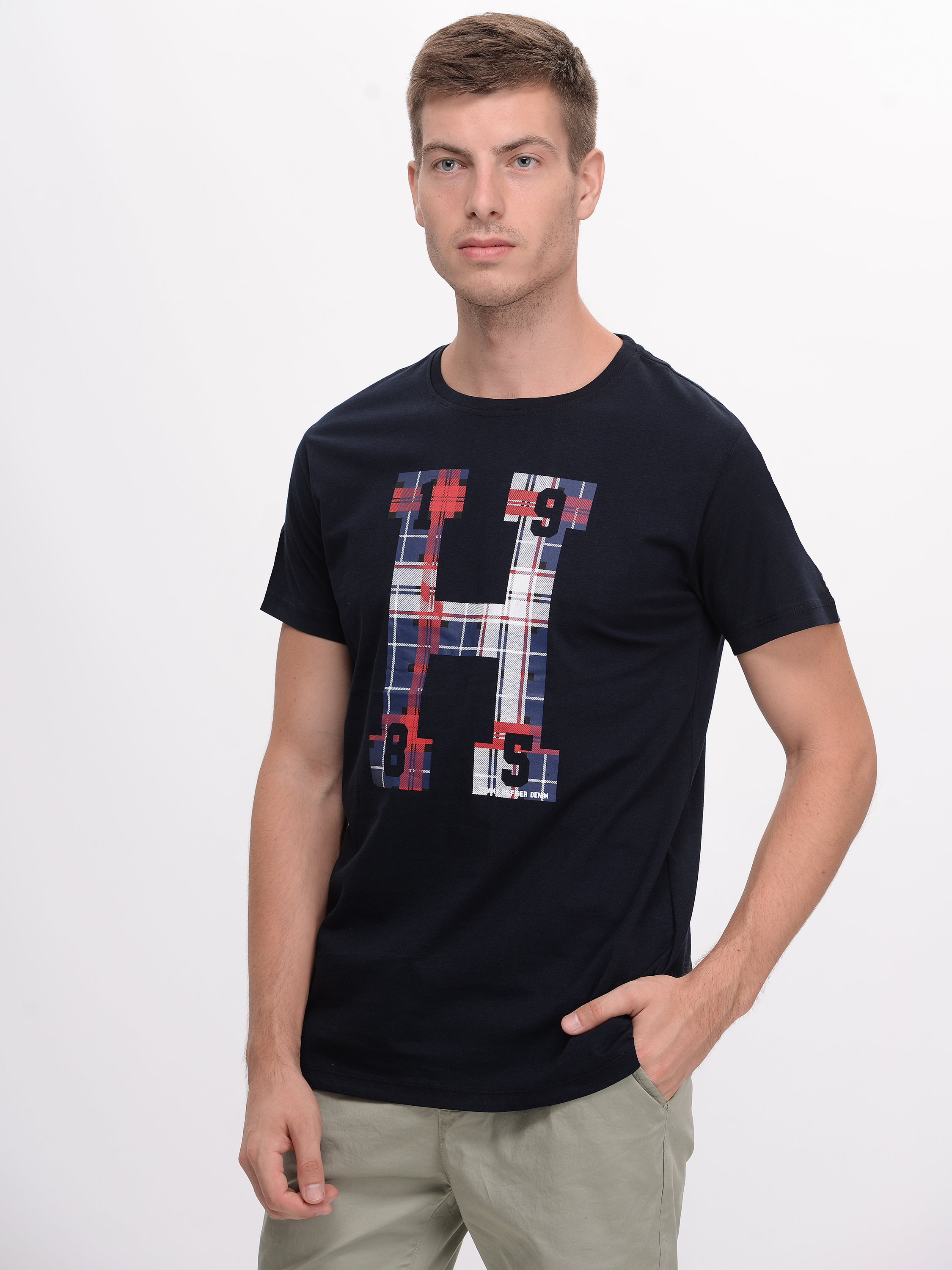 

Футболка Tommy Hilfiger 9634.1 XL (50) Темно-синяя