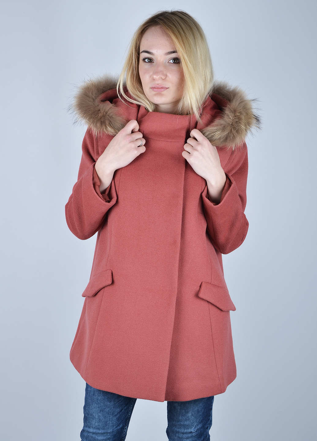 

Напівпальто Vero Moda 315327041072 Розмір т.персиковий