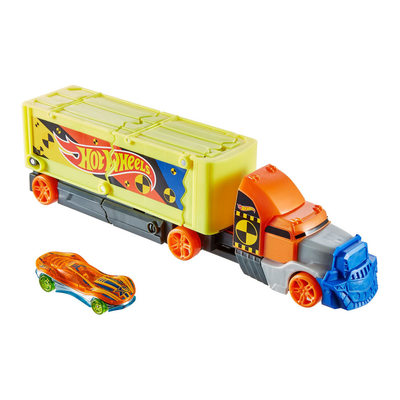 

Набор Hot Wheels Безумное столкновение Грузовик (GCK39) (10-542348)